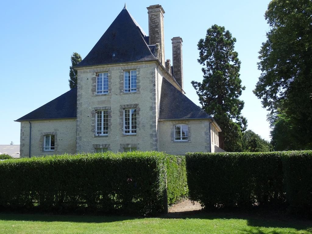 Chateau Turgot Gites Bons-Tassily Habitación foto